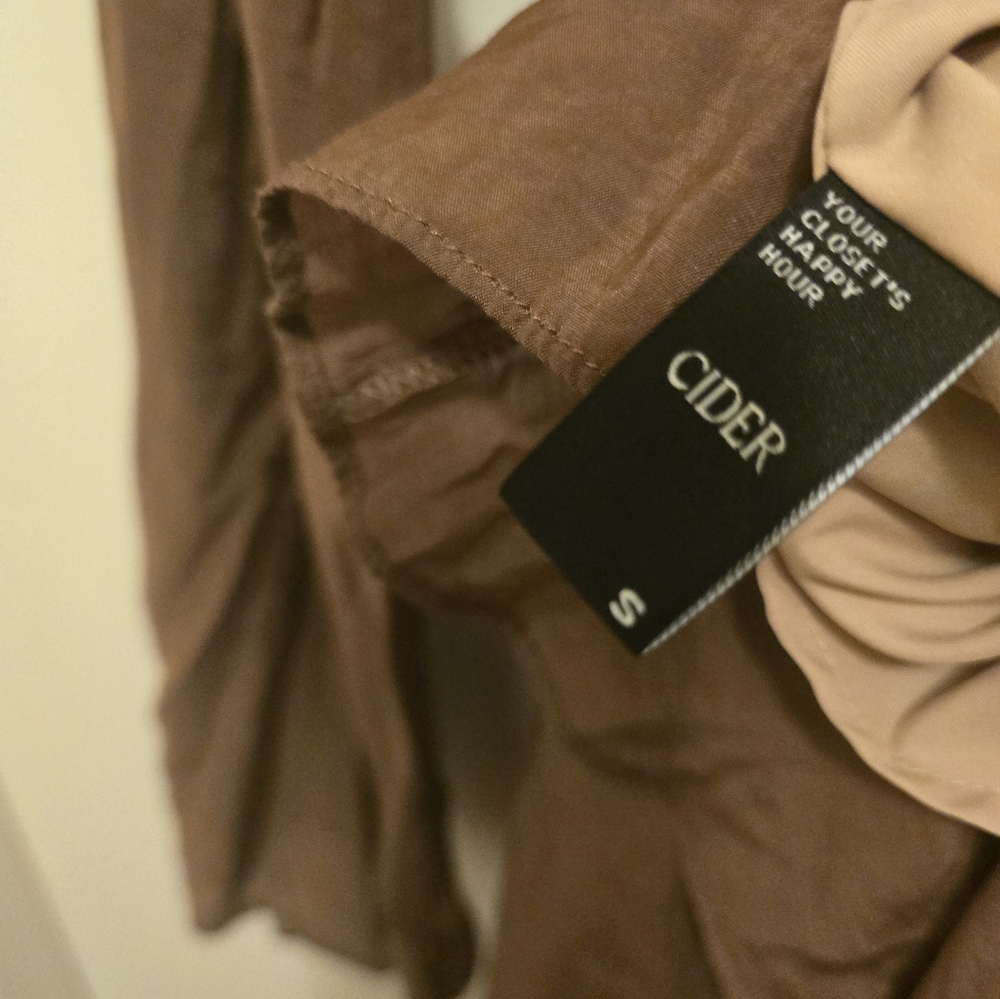 Cider Woven Secret Magic Long Sleeve Playsuit Small NWOT - Picture 4 of 9